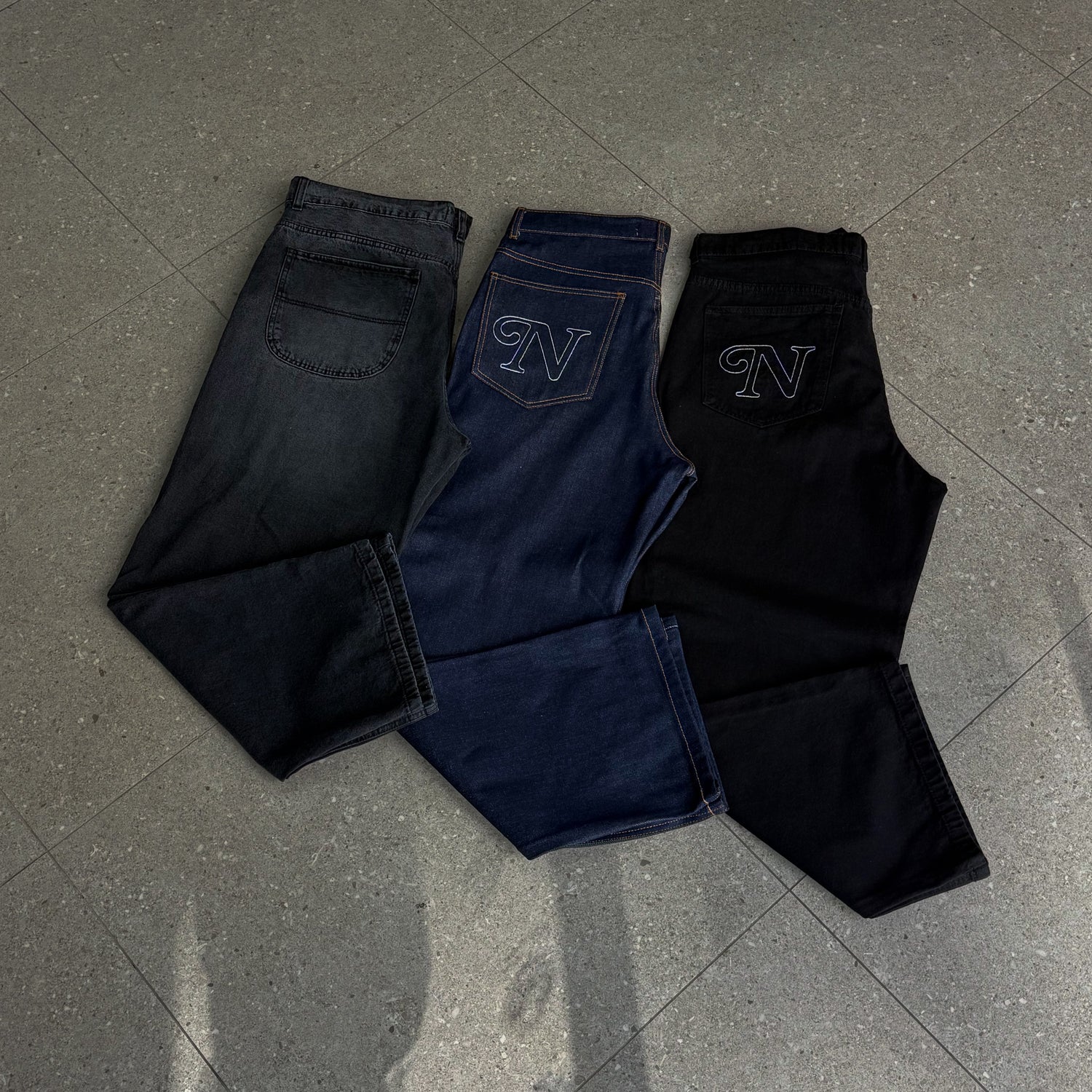JEANS Y PANTALONES