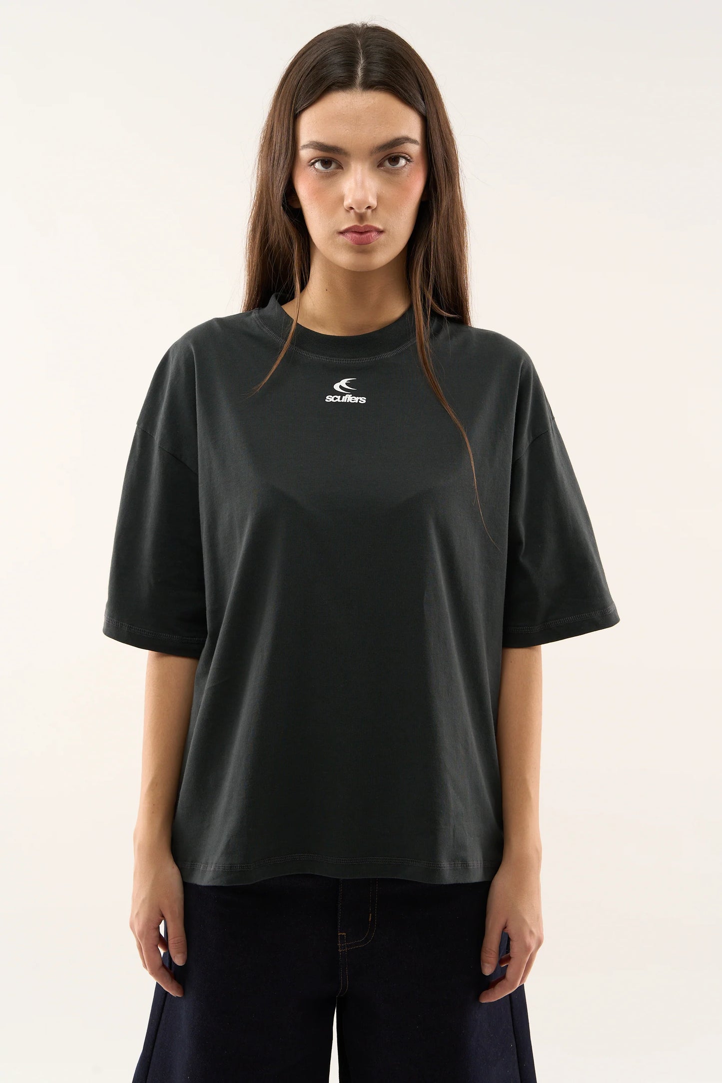 Familia Dark T-Shirt