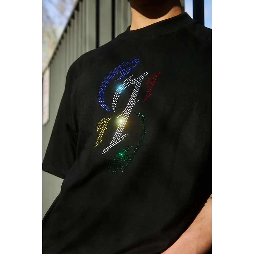 POLERA BOXY FIT "MANTRA 777" BIG BLING