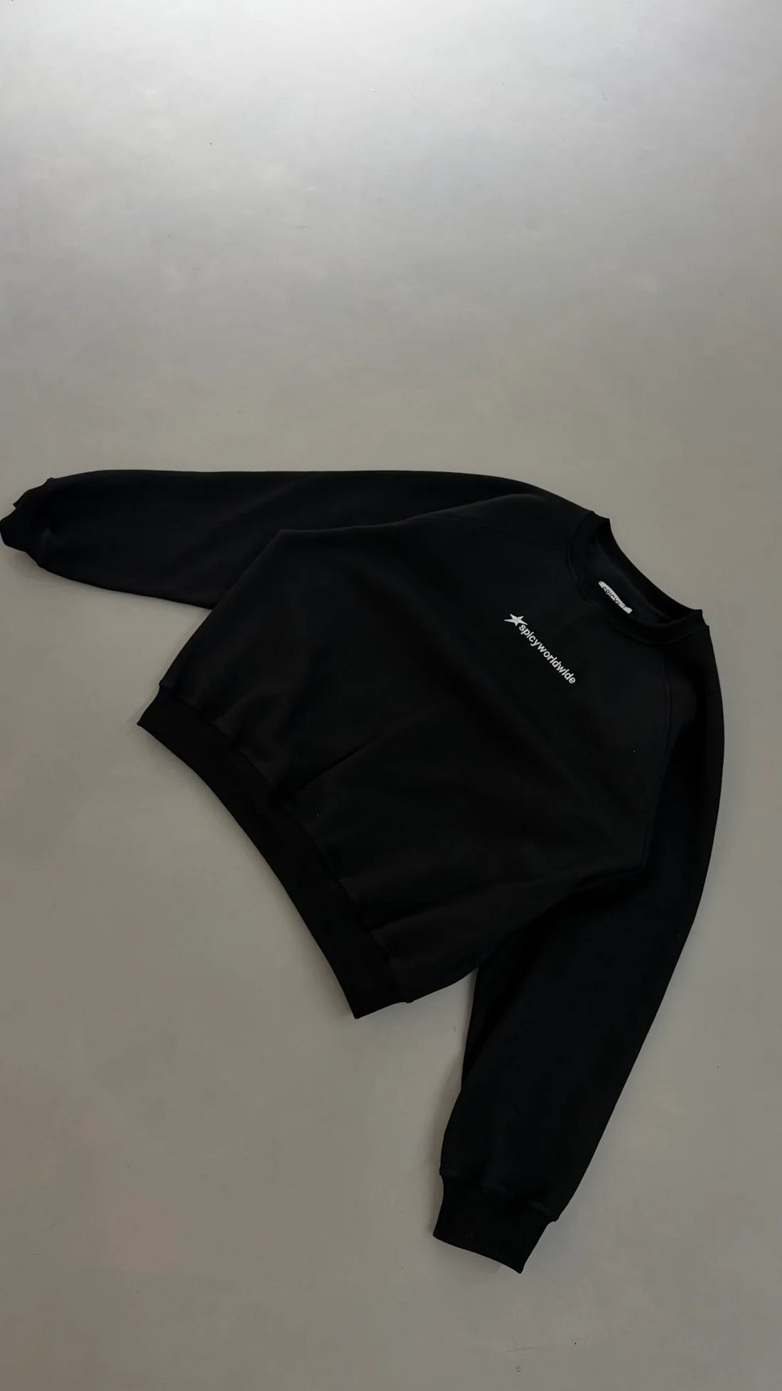 SPICY CREWNECK REBEL NEGRO