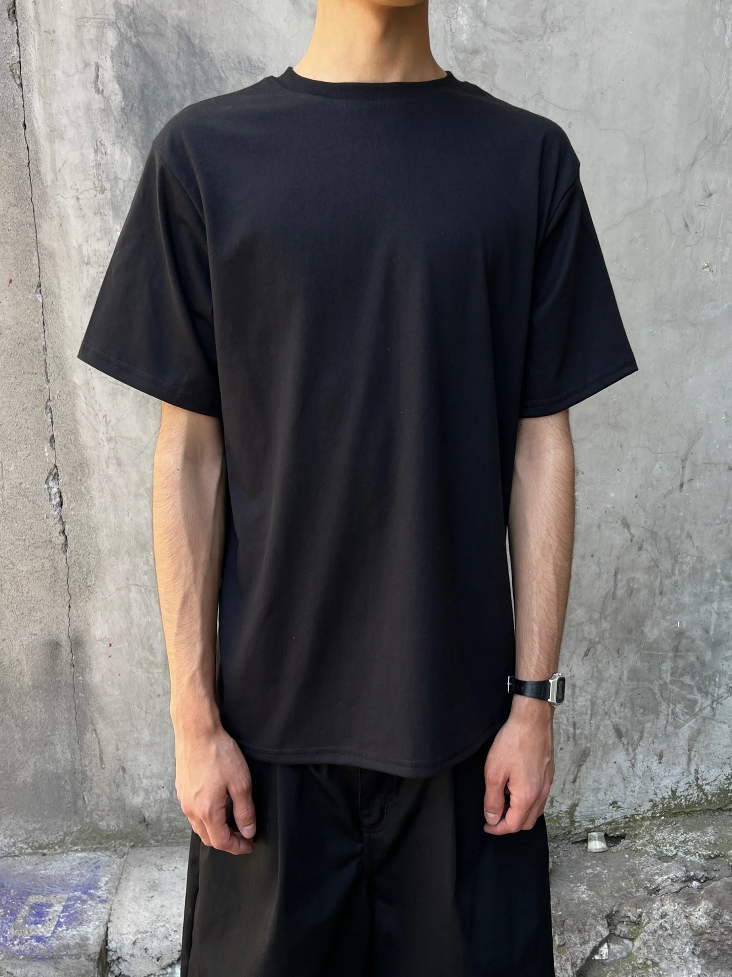Basic Regular Fit Black Tee