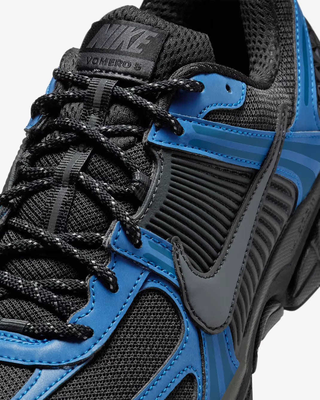 NIKE ZOOM VOMERO 5 BLACK - COURT BLUE
