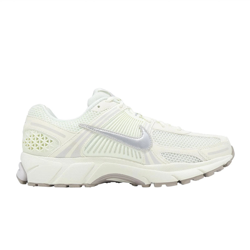 NIKE ZOOM VOMERO 5 SILVER - VAST GRAY