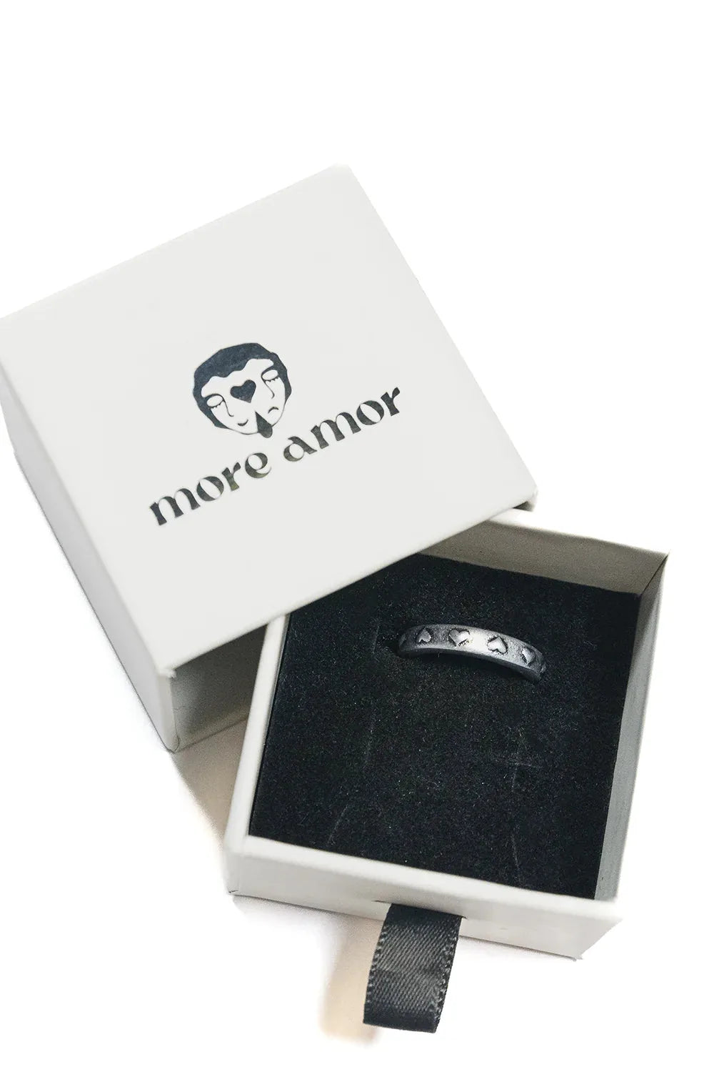 Anillo Line Of Hearts | more amor