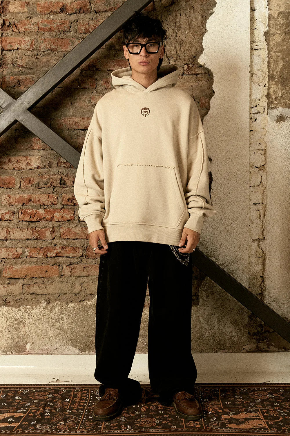 Hoodie Full Back Ecru | More Amor