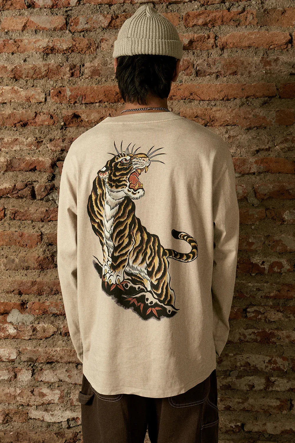 Polera ML Golden Tiger Ecru | Andres Cruces